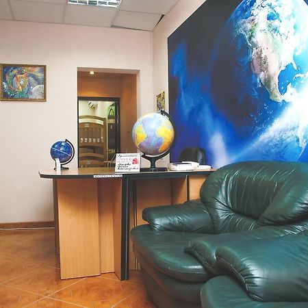 Globus Hostel Kiev Exterior foto